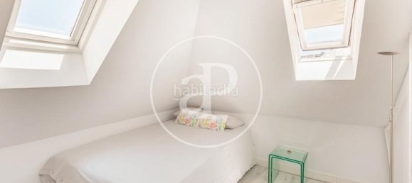 2 bedrooms Penthouse in Madrid, Spain No. 163762 2