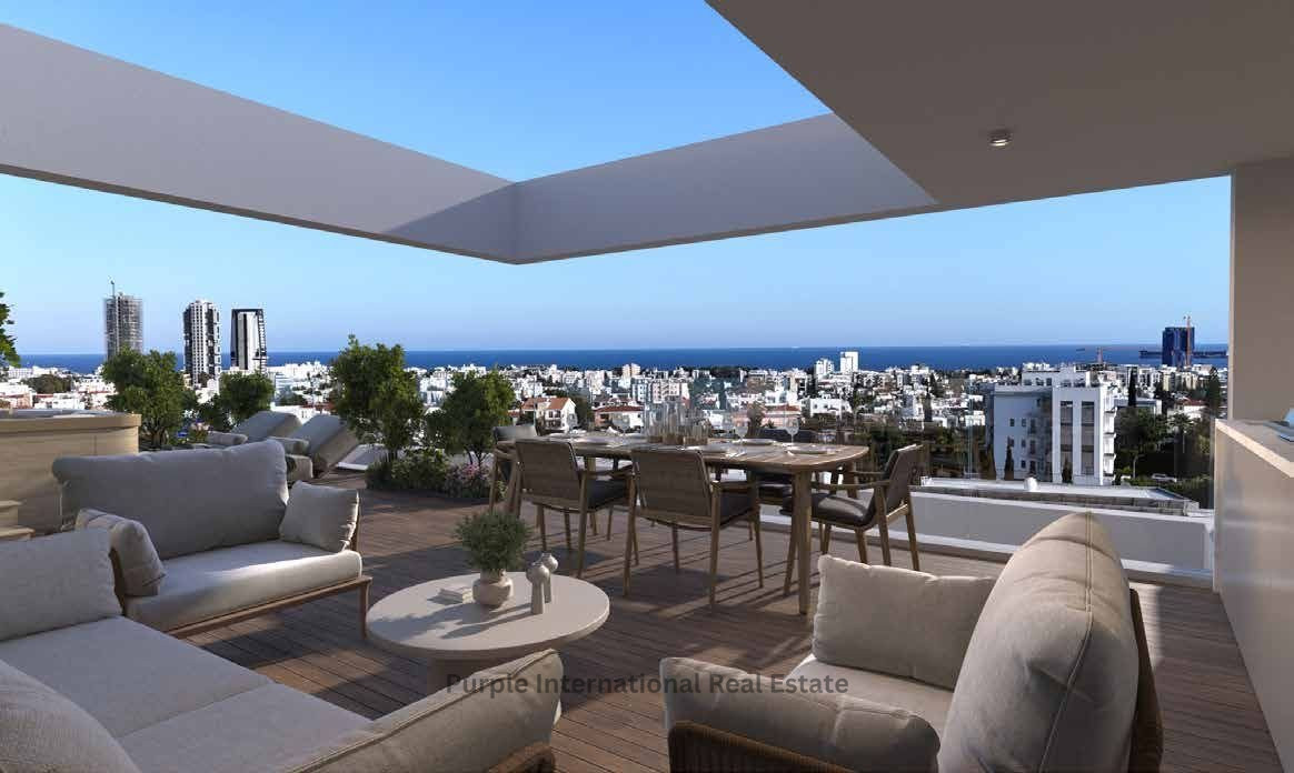 4 bedrooms Apartment in Germasogeia, Cyprus No. 17186