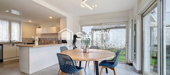 3 bedrooms House in Chanteau, France No. 48514 2