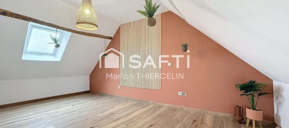 3 bedrooms House in Chanteau, France No. 48514 9