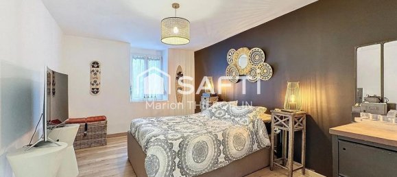 3 bedrooms House in Chanteau, France No. 48514 4