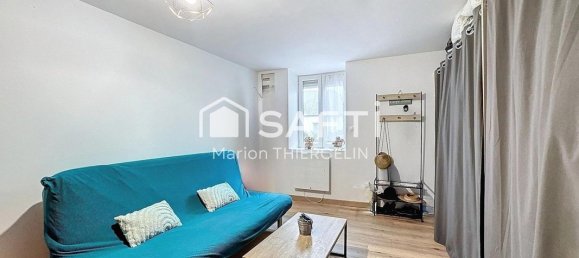 3 bedrooms House in Chanteau, France No. 48514 7