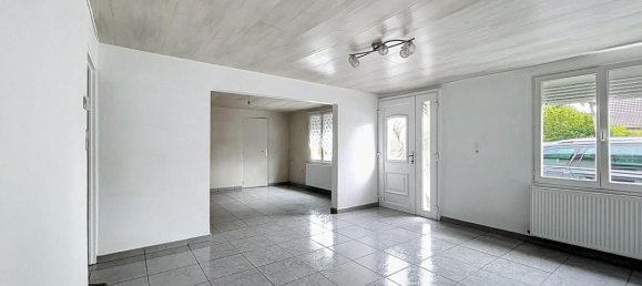 Villa de 3 dormitorios en Loon-Plage, France No. 363159 3