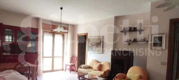 Квартира с 4 комнатами в Ористано, Италия № 35412 8