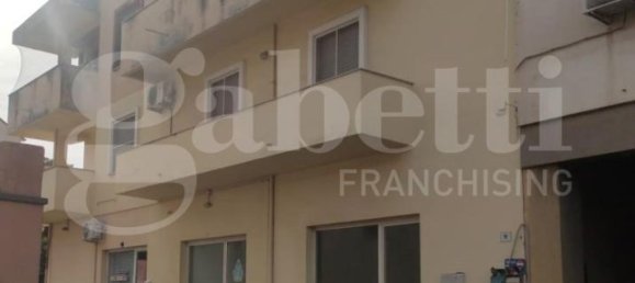 Квартира с 4 комнатами в Ористано, Италия № 35412 23