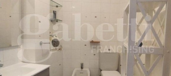 Квартира с 4 комнатами в Ористано, Италия № 35412 13