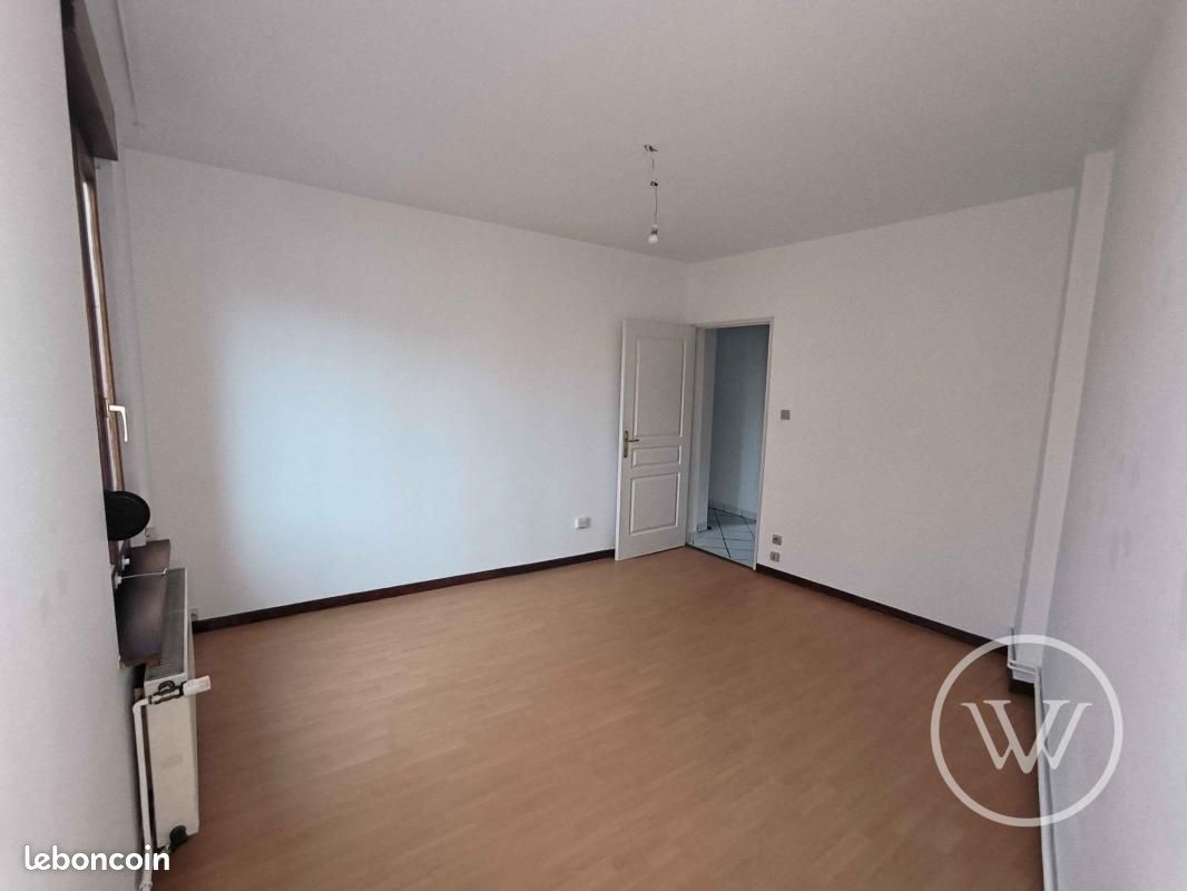 2 bedrooms Apartment in Colmar, France No. 225576