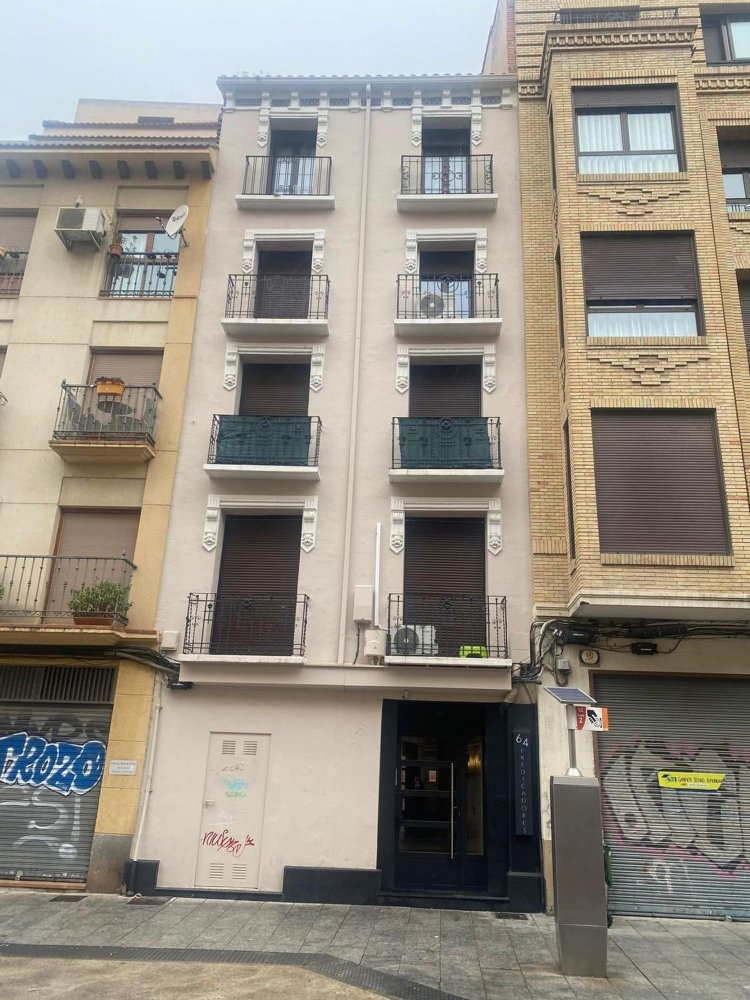 3 chambres Duplex à Zaragoza, Spain No. 212336