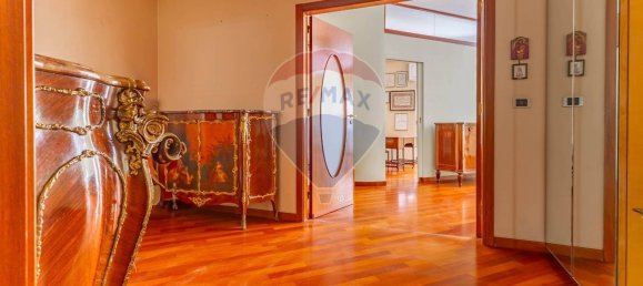 9-salle Appartement à Bari, Italy No. 43311 25