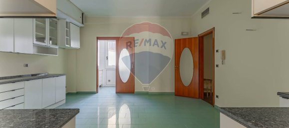 9-salle Appartement à Bari, Italy No. 43311 43