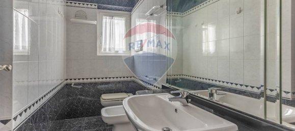 9-salle Appartement à Bari, Italy No. 43311 2