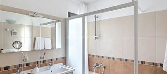 Apartamento de 2 dormitorios en Calvi, France No. 357288 7