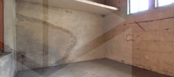 2 rooms Commercial property in Buti, Italy No. 23485 10