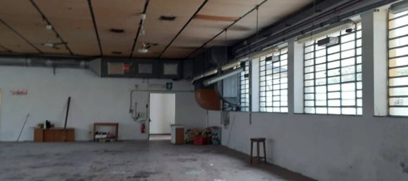 220m² Warehouse in Monsummano Terme, Italy No. 357348 2