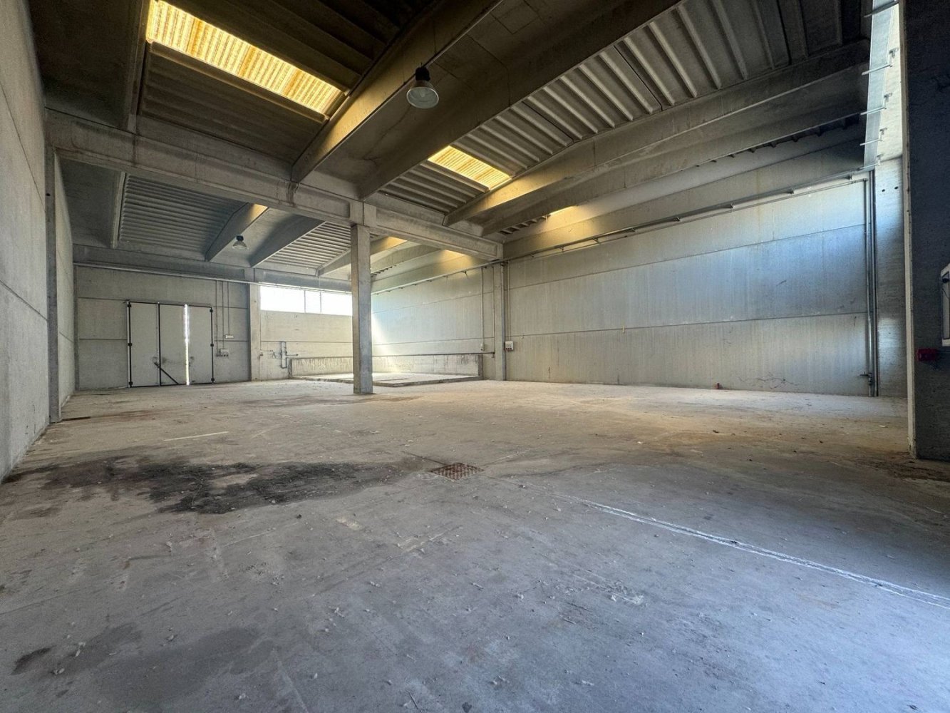 Lagerhaus in Carbonara Scrivia, Italy 712m², Nr. 284290