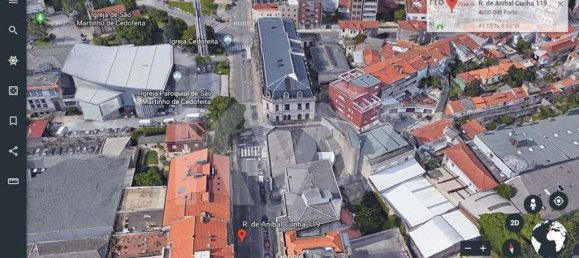 234m² Commercial property in Porto, Portugal No. 51905 2