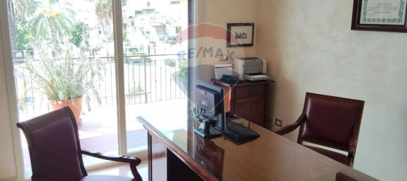 5 bedrooms Apartment in Fiumefreddo di Sicilia, Italy No. 362984 12