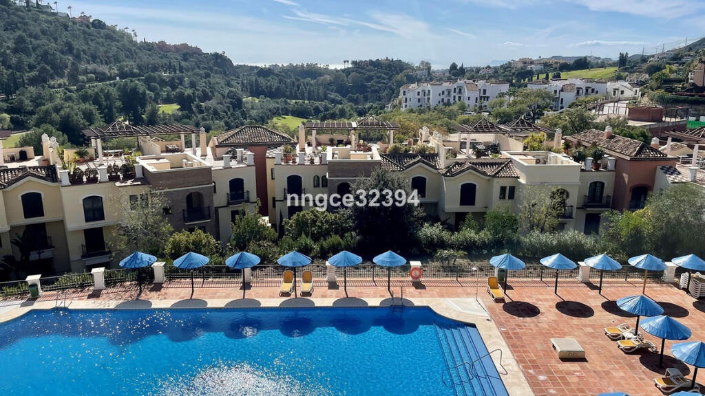 Apartamento de 3 dormitorios en Los Arqueros, Spain No. 185126