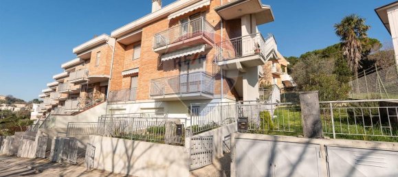 6 rooms Apartment in Castelplanio, Italy No. 11591 15