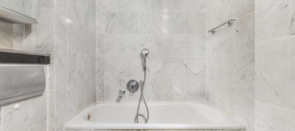 3 chambres Duplex à Dusseldorf, Germany No. 46587 8