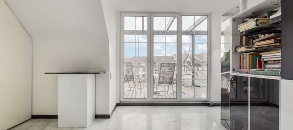 3 chambres Duplex à Dusseldorf, Germany No. 46587 10