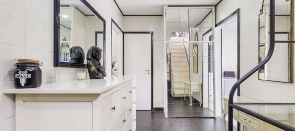 3 chambres Duplex à Dusseldorf, Germany No. 46587 2