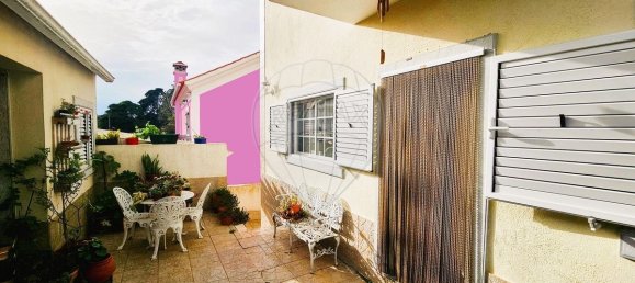 5 bedrooms House in Almada, Portugal No. 166412 31