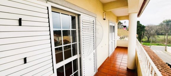 5 bedrooms House in Almada, Portugal No. 166412 10