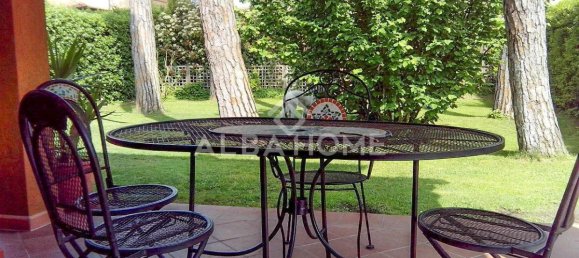 6 bedrooms Villa in Forte dei Marmi, Italy No. 425 5