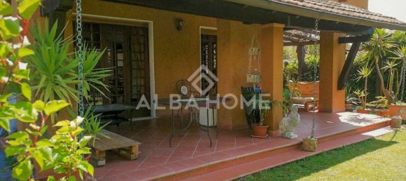 6 bedrooms Villa in Forte dei Marmi, Italy No. 425 2