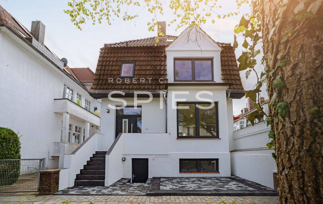 Таунхаус с 5 комнатами в Вильгельмсхафен, Германия № 240112