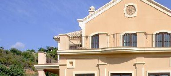5 bedrooms Villa in Malaga, Spain No. 28892 12