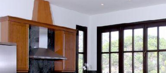 5 bedrooms Villa in Malaga, Spain No. 28892 16