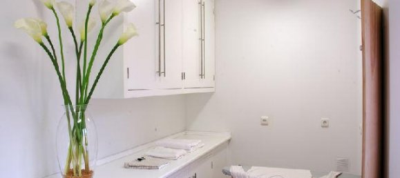 5 bedrooms Villa in Malaga, Spain No. 28892 10