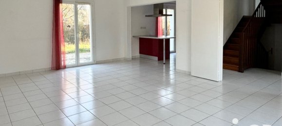 6 rooms House in Beaugency, France No. 56315 2