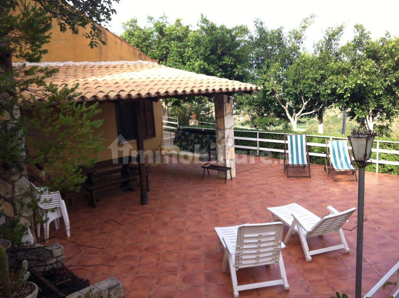 2 Schlafzimmer Villa in Castellammare del Golfo, Italy, Nr. 256567