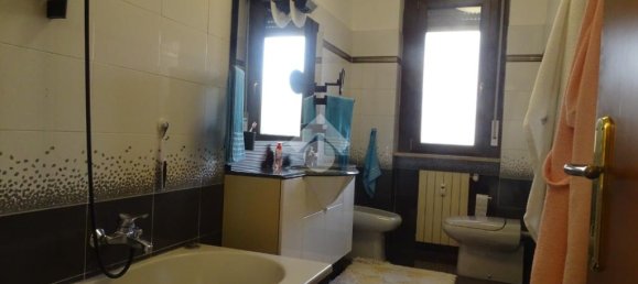 2 bedrooms Apartment in Alessandria, Italy No. 300009 24