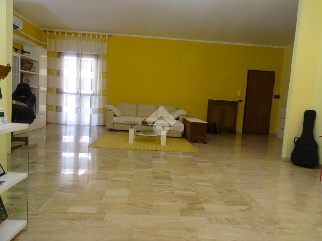 2 bedrooms Apartment in Alessandria, Italy No. 300009