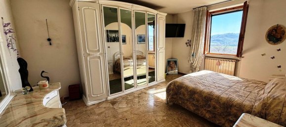 Casa de 4 habitaciónes en San Severino Marche, Italy No. 164324 8