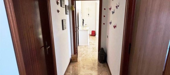 Casa de 4 habitaciónes en San Severino Marche, Italy No. 164324 10