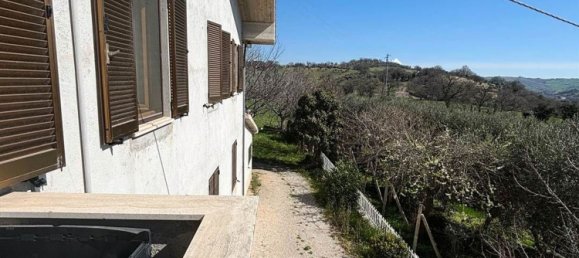 Casa de 4 habitaciónes en San Severino Marche, Italy No. 164324 15