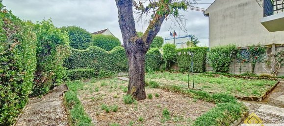 3 bedrooms House in Draveil, France No. 290038 3