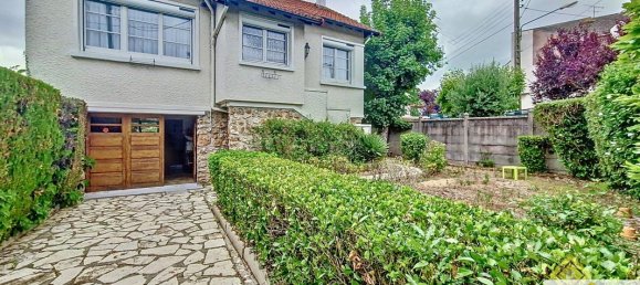 3 bedrooms House in Draveil, France No. 290038 2