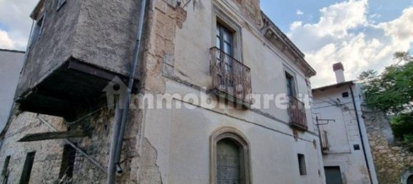 5 Schlafzimmer Haus in Pettorano sul Gizio, Italy, Nr. 39749 3