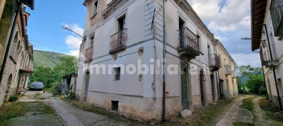 5 Schlafzimmer Haus in Pettorano sul Gizio, Italy, Nr. 39749 2