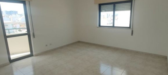 Квартира с 3 спальнями в Портиман, Португалия № 57953 9