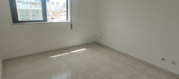 Квартира с 3 спальнями в Портиман, Португалия № 57953 11