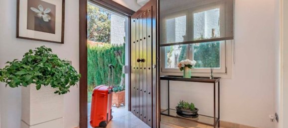 4 bedrooms Villa in Mijas, Spain No. 175369 15