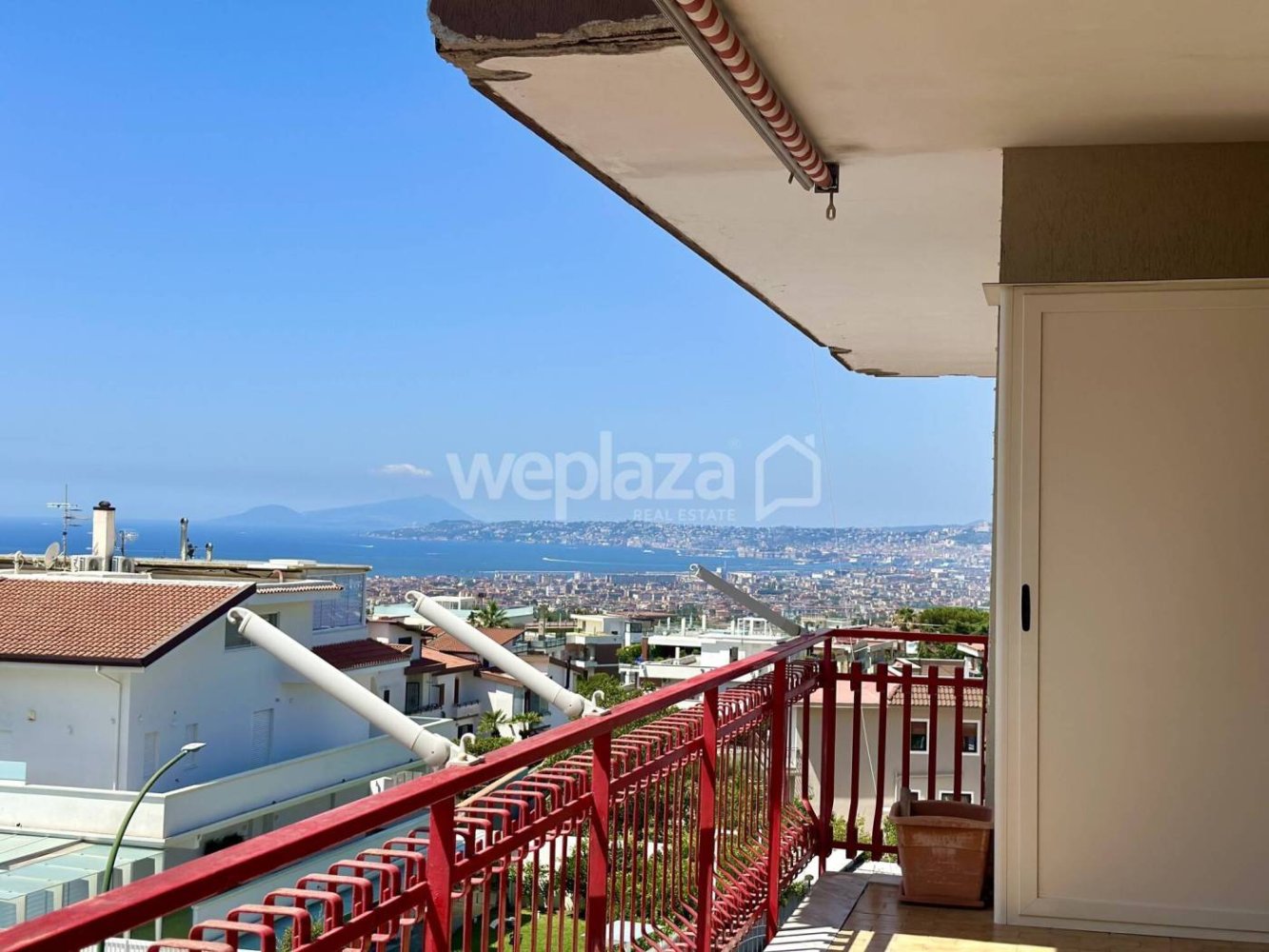 Apartamento de 2 dormitorios en San Sebastiano al Vesuvio, Italy No. 303113