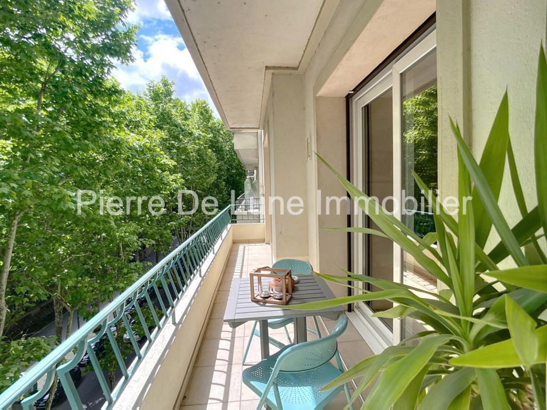1 bedroom Apartment in Lyon, France No. 287198